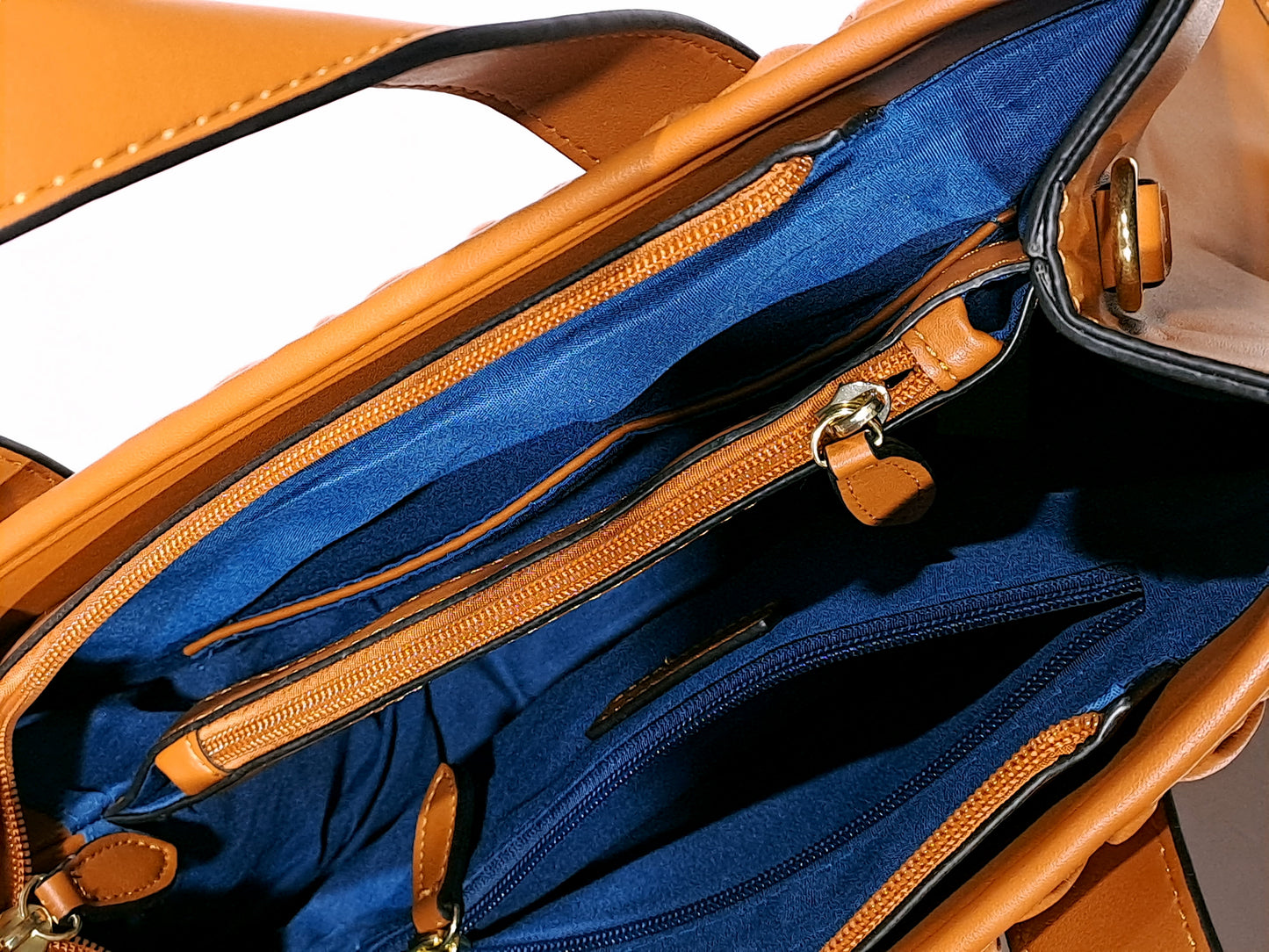 00MODEL Jacques Esterel Bag - Model - Reference