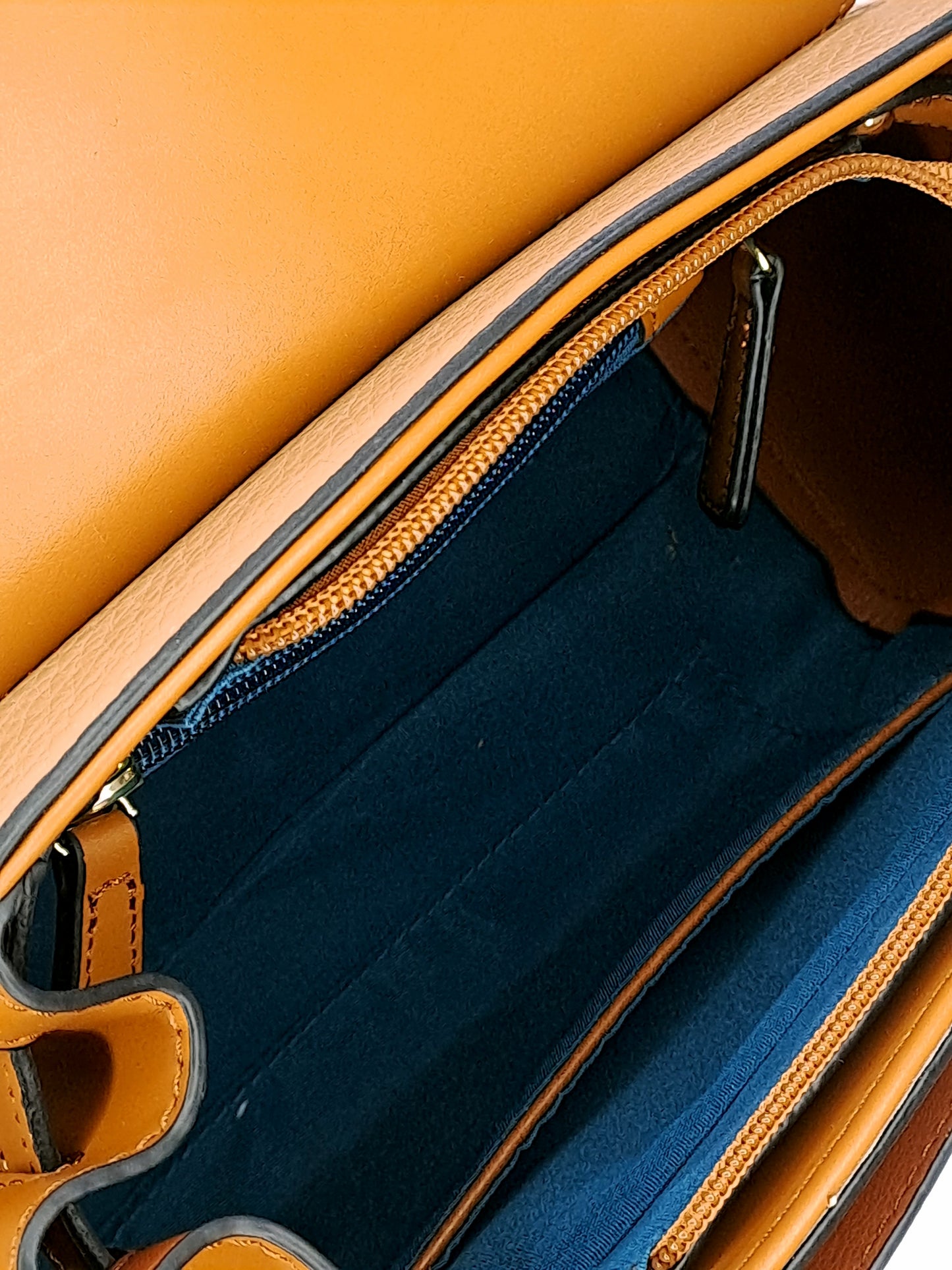 00MODEL Jacques Esterel Bag - Model - Reference