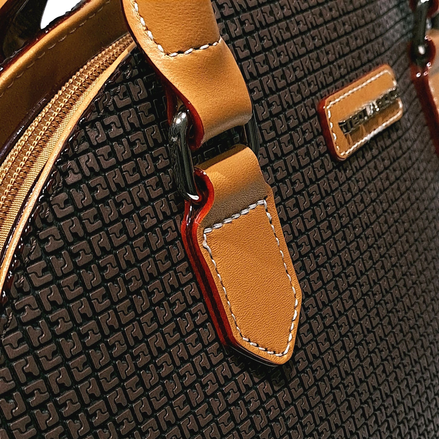 Sac Ted Lapidus - Fidelio CUIR - TL08400