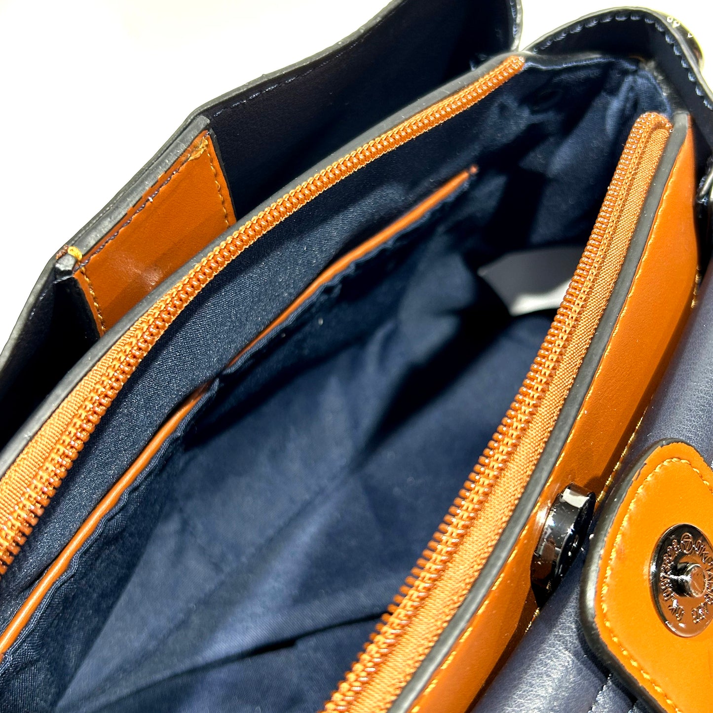 00MODEL Jacques Esterel Bag - Model - Reference