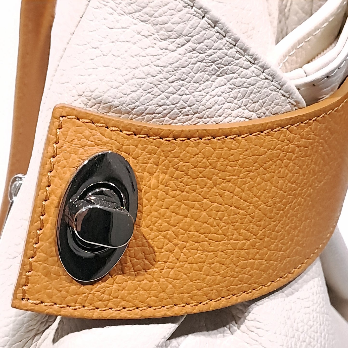 Sac à dos MRA -  Aventura CUIR Compact - MRA2605012033